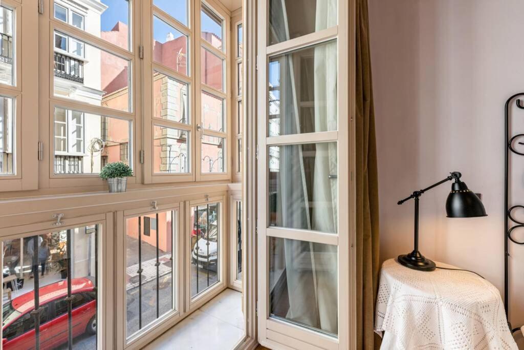 Carreterias Malaga Centro Apartment Luaran gambar