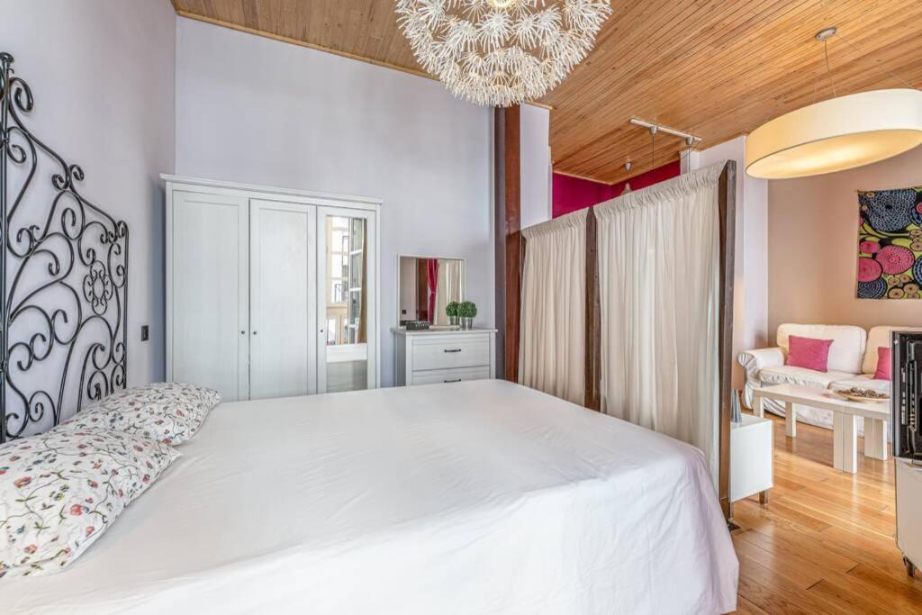 Carreterias Malaga Centro Apartment Luaran gambar